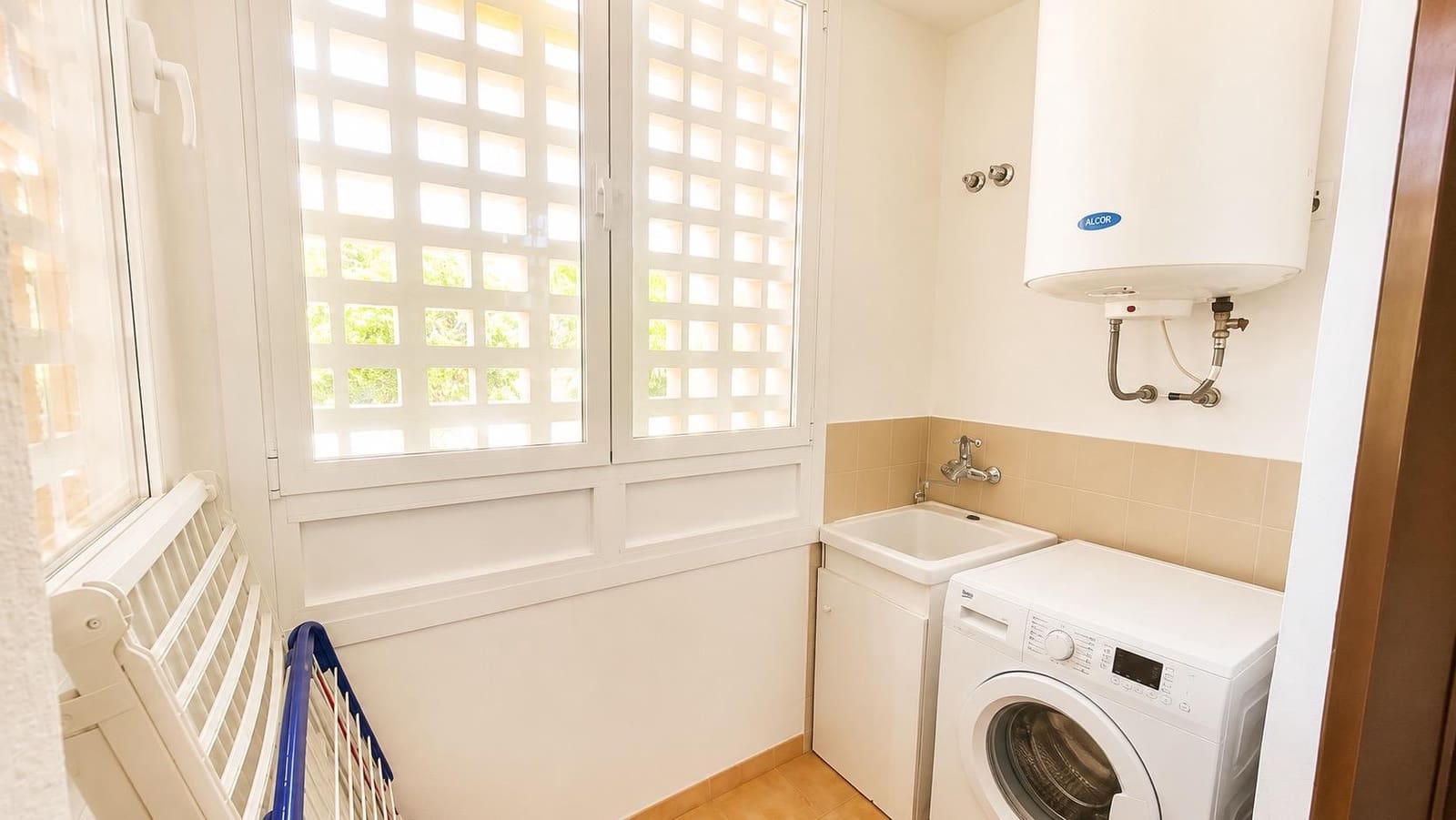 2 slaapkamer Flat te koop in Llucmajor met zwembad garage - € 514.000 (Ref: 9896250)
