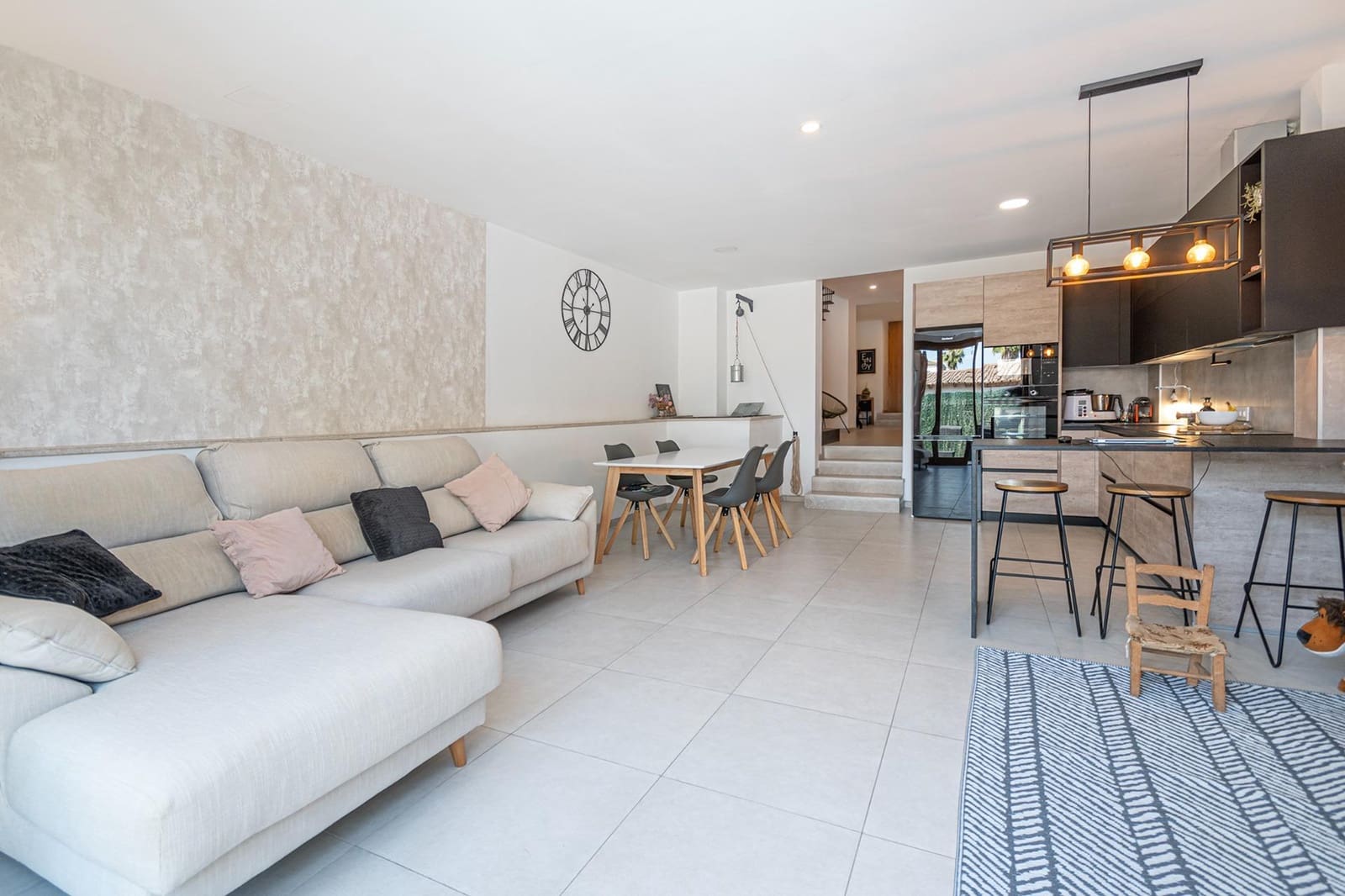 4 sovrum Radhus till salu i Sencelles med garage - 750 000 € (Ref: 9945926)