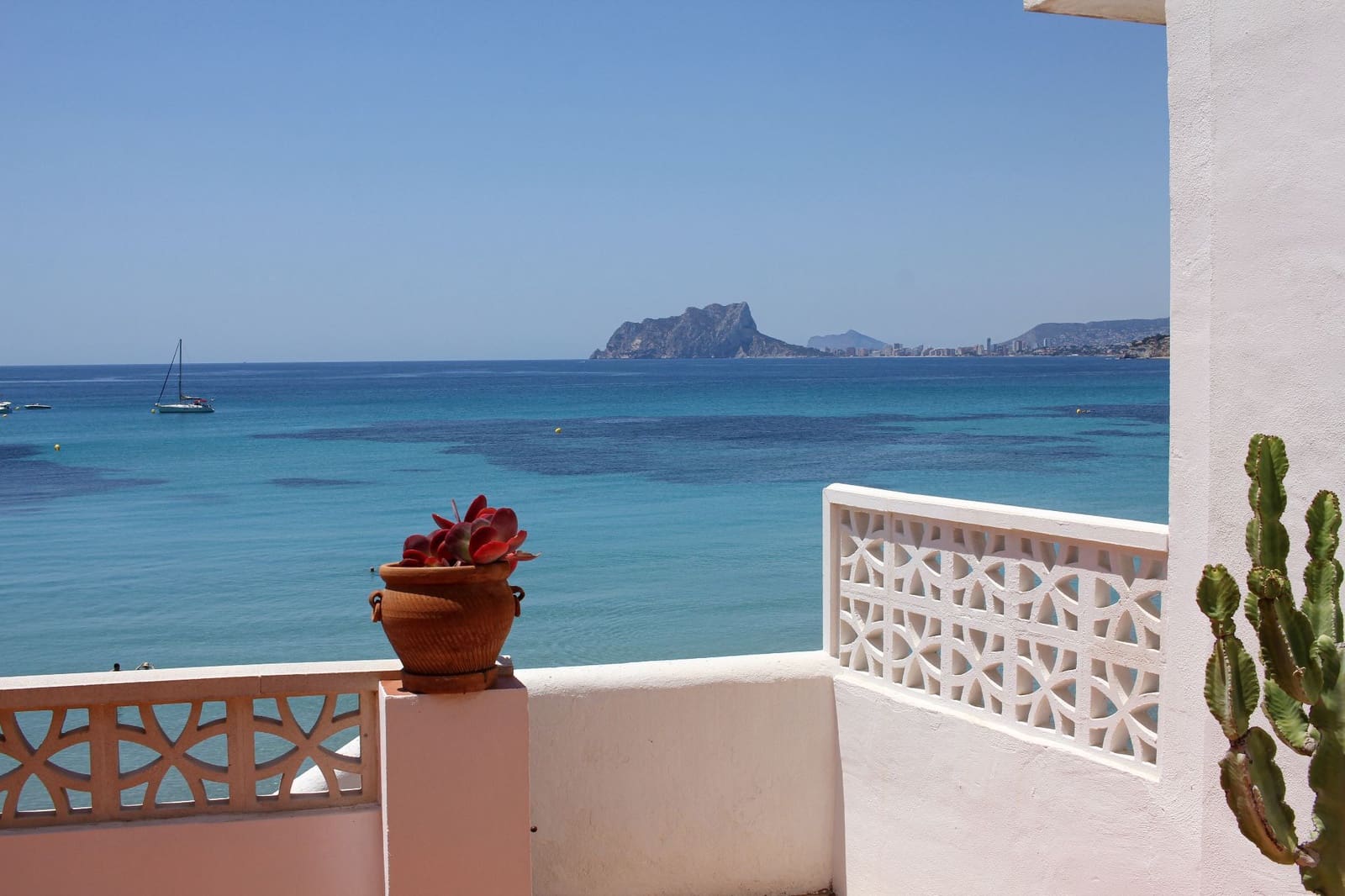 7 bedroom Villa for sale in Moraira with garage - € 2,750,000 (Ref: 6127345)