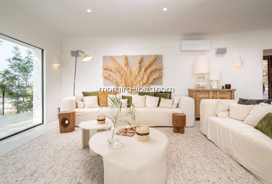 6 bedroom Villa for sale in Moraira with pool garage - € 3,700,000 (Ref: 8467695)