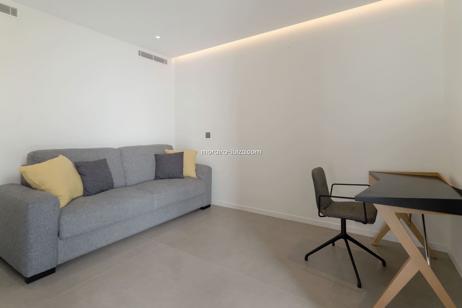 6 makuuhuone Huvila myytävänä paikassa Cumbre del Sol mukana uima-altaan 
autotalli - 4 800 000 € (Ref: 8531650)