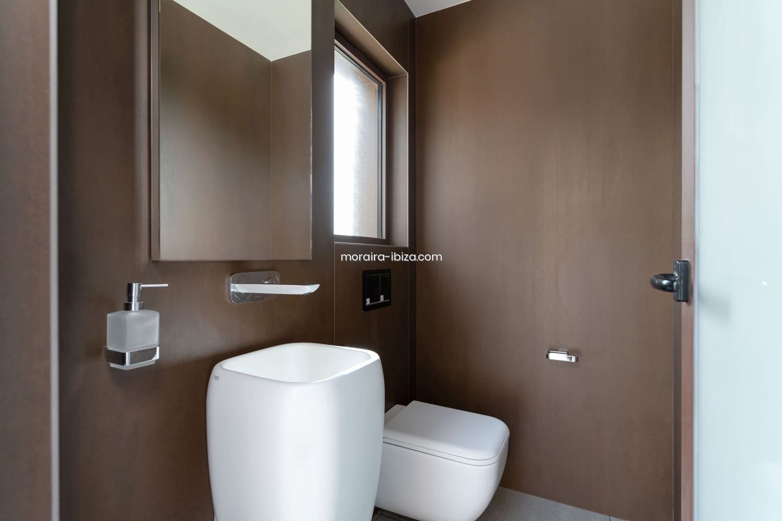 6 makuuhuone Huvila myytävänä paikassa Cumbre del Sol mukana uima-altaan 
autotalli - 4 800 000 € (Ref: 8531650)