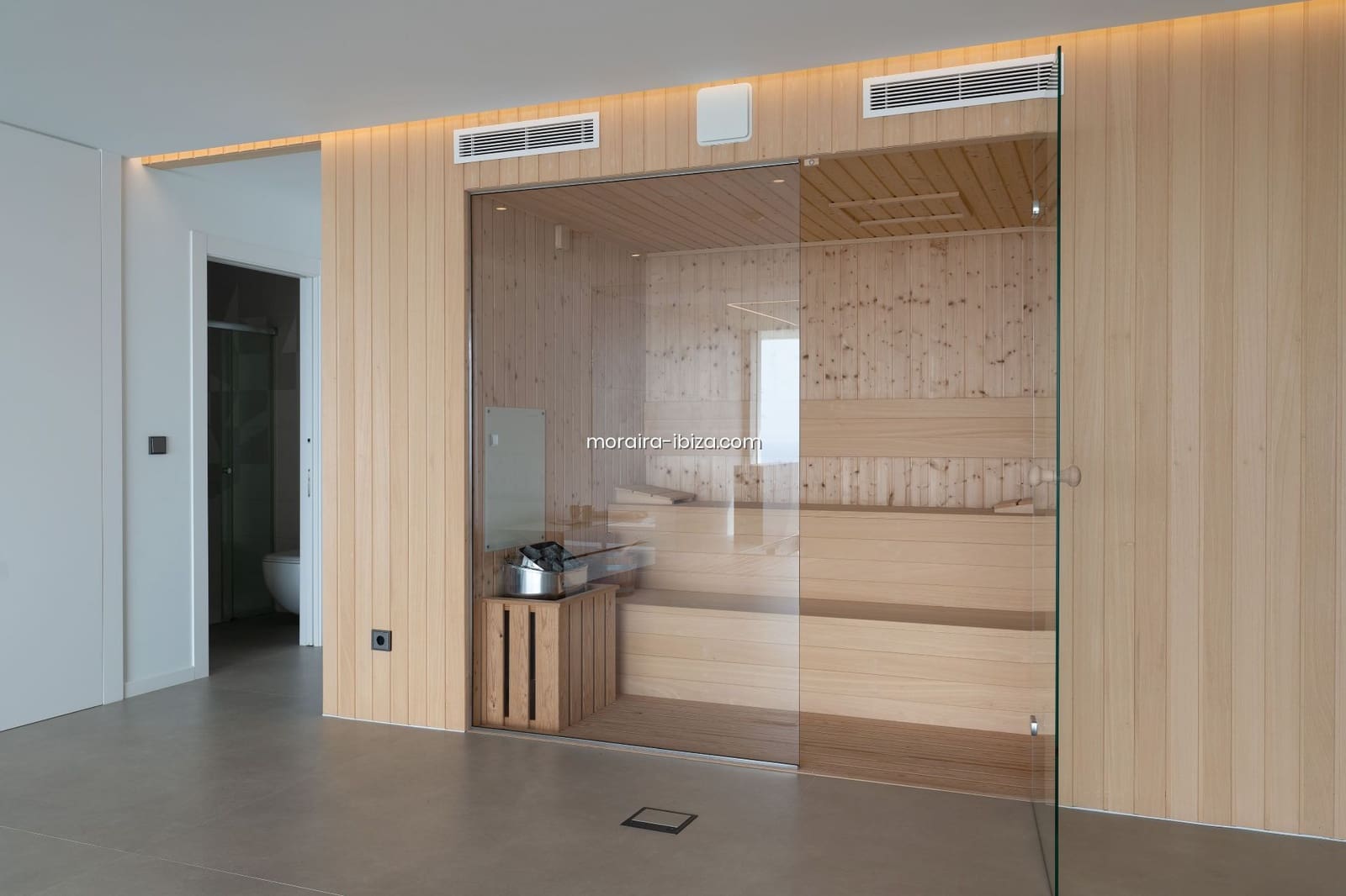 6 makuuhuone Huvila myytävänä paikassa Cumbre del Sol mukana uima-altaan 
autotalli - 4 800 000 € (Ref: 8531650)