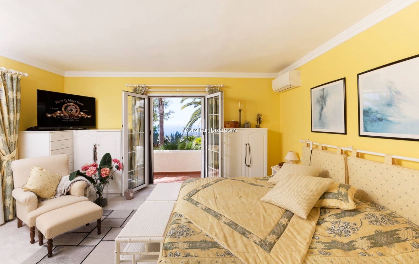 4 bedroom Villa for sale in Moraira with pool garage - € 2,900,000 (Ref: 8531651)