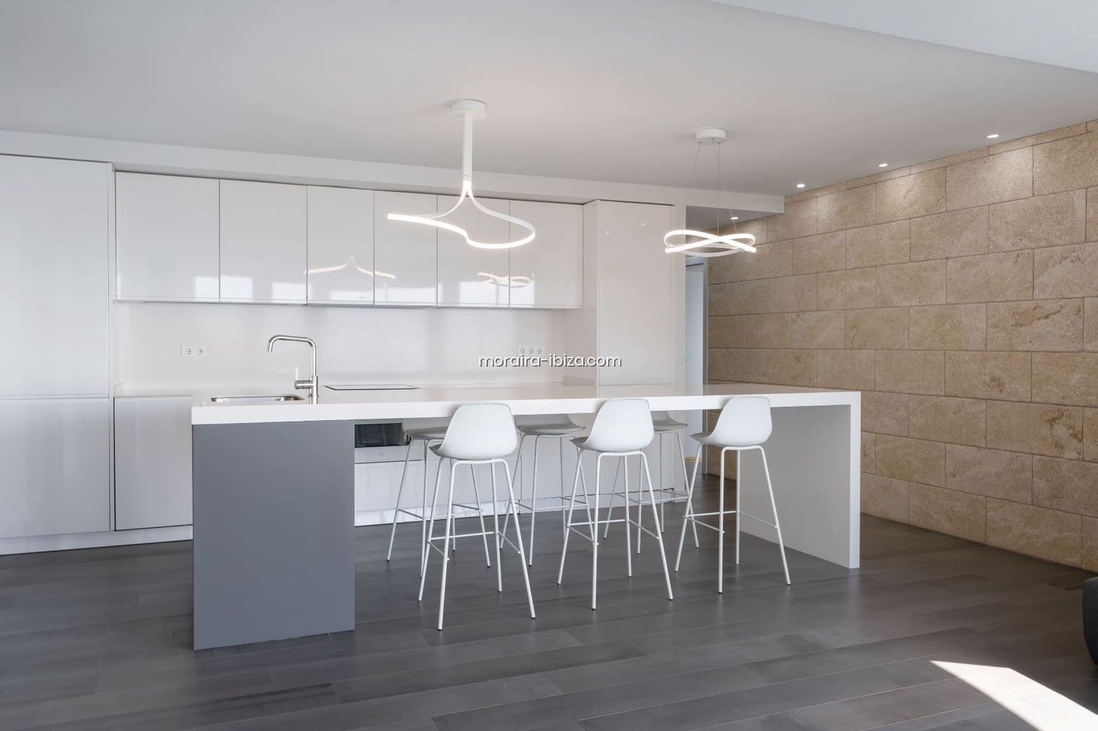 3 slaapkamer Villa te koop in Cumbre del Sol met zwembad garage - € 1.200.000 (Ref: 8533680)