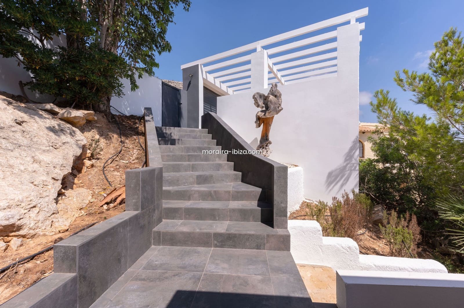 3 slaapkamer Villa te koop in Cumbre del Sol met zwembad garage - € 1.200.000 (Ref: 8533680)