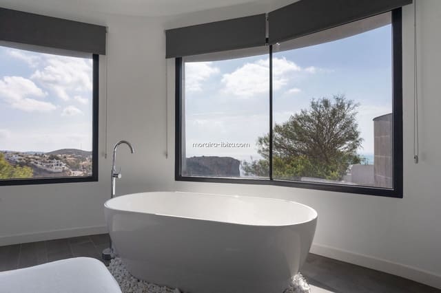 3 slaapkamer Villa te koop in Cumbre del Sol, Benitachell / Benitatxell met zwembad garage - € 1.200.000 (Ref: 8533680)