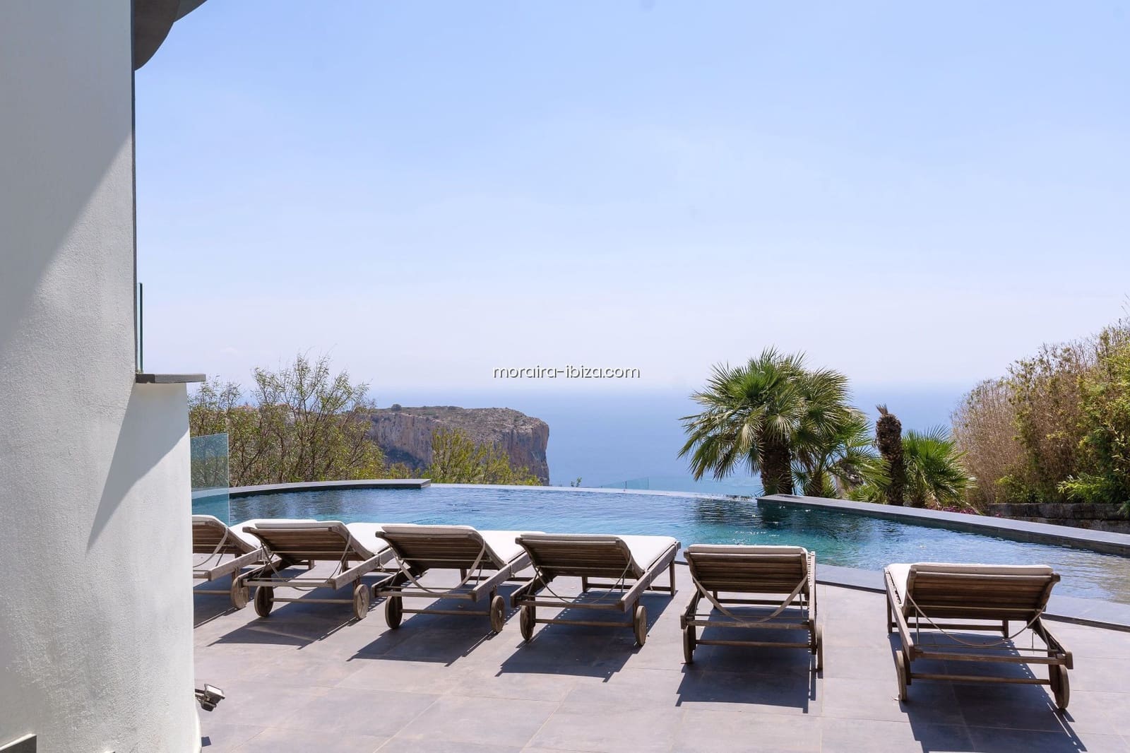 3 slaapkamer Villa te koop in Cumbre del Sol met zwembad garage - € 1.200.000 (Ref: 8533680)