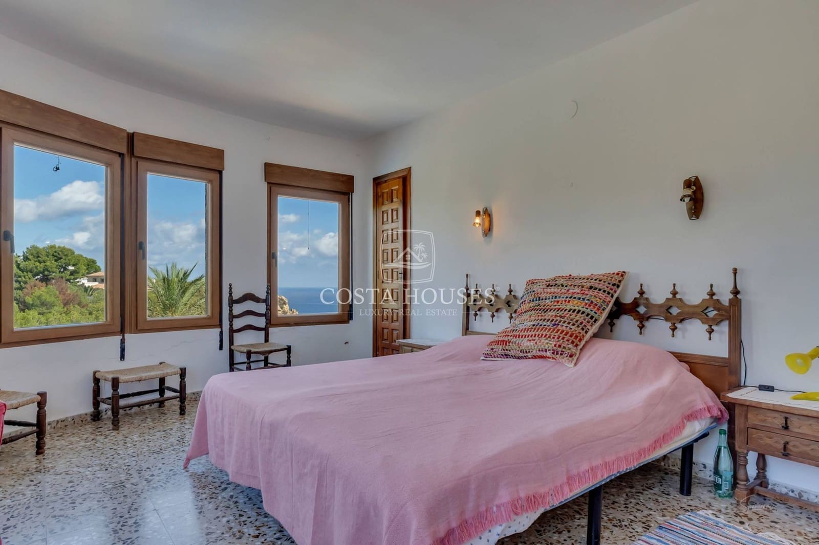 4 bedroom Villa for sale in Javea / Xabia with pool garage - € 1,290,000 (Ref: 8536344)