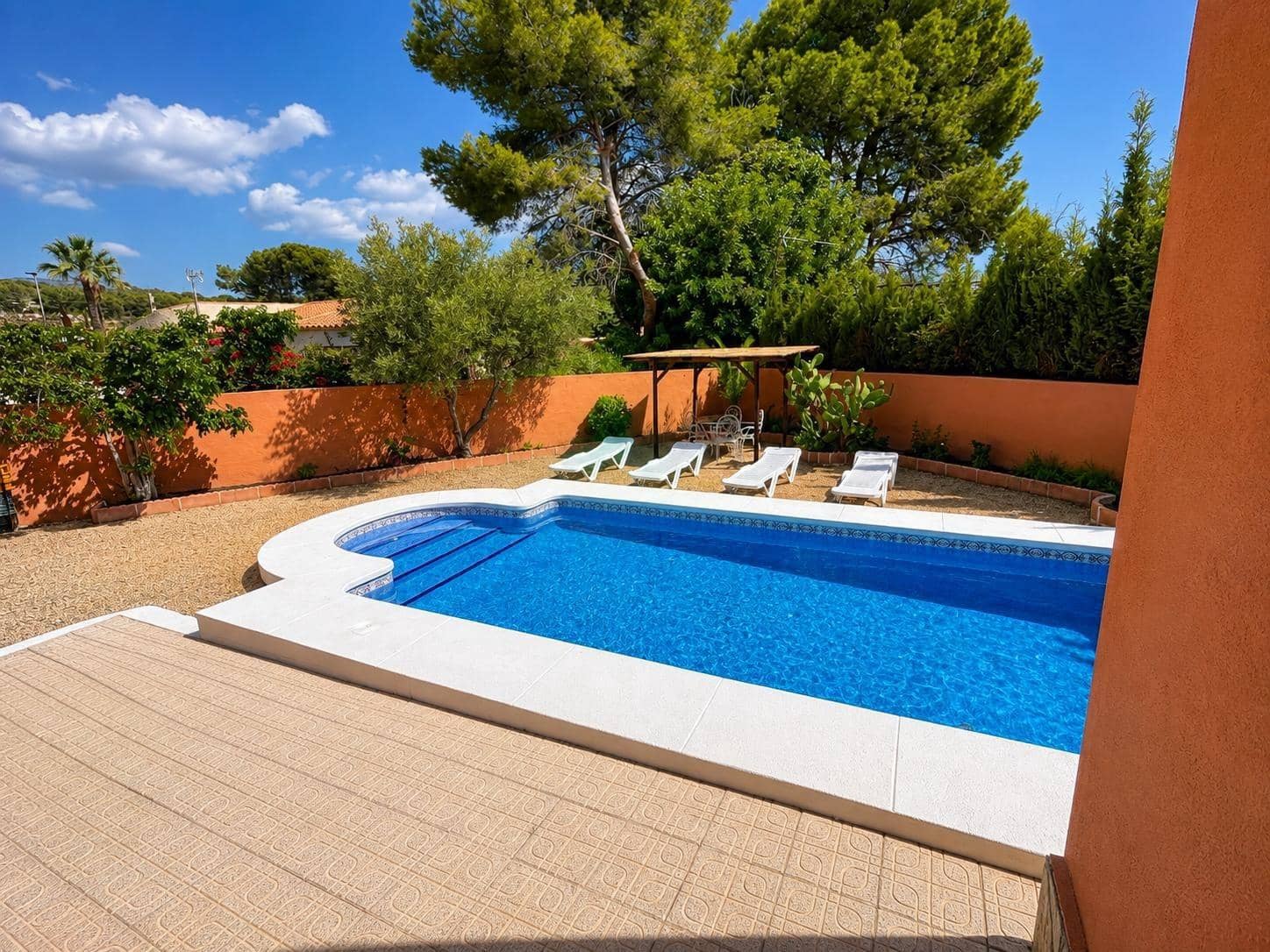 2 chambre Villa/Maison à vendre à Alfaz del Pi / L'Alfas del Pi avec piscine garage - 450 000 € (Ref: 10033957)