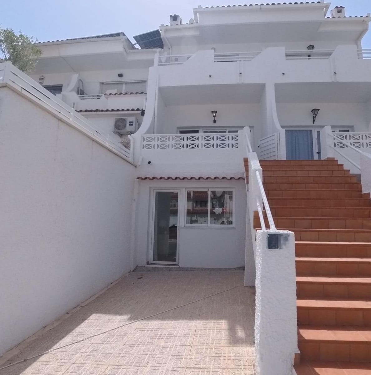 4 bedroom Terraced Villa for sale in Alfaz del Pi / L'Alfas del Pi with pool garage - € 395,000 (Ref: 10035371)