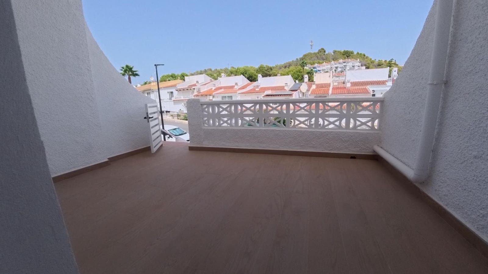 4 bedroom Terraced Villa for sale in Alfaz del Pi / L'Alfas del Pi with pool garage - € 395,000 (Ref: 10035371)