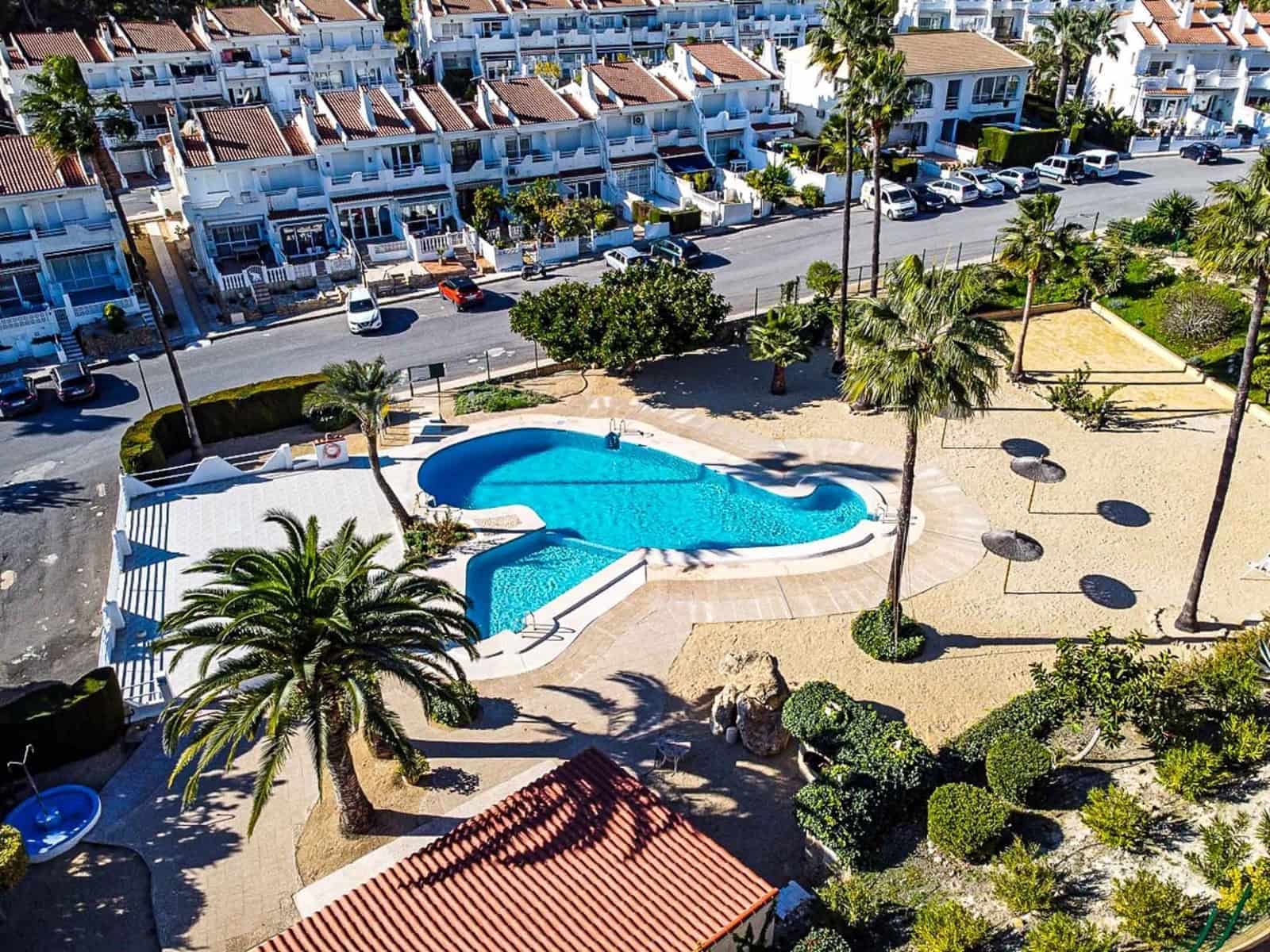 4 bedroom Terraced Villa for sale in Alfaz del Pi / L'Alfas del Pi with pool garage - € 395,000 (Ref: 10035371)