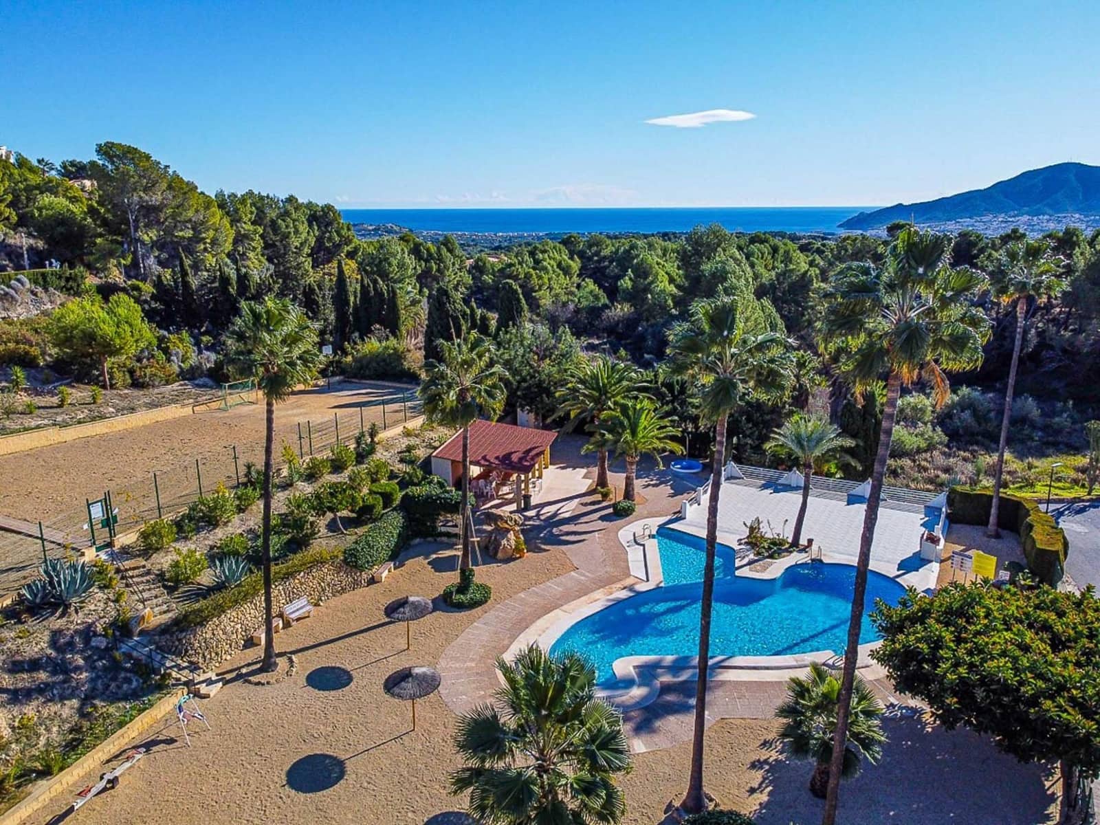 4 bedroom Terraced Villa for sale in Alfaz del Pi / L'Alfas del Pi with pool garage - € 395,000 (Ref: 10035371)