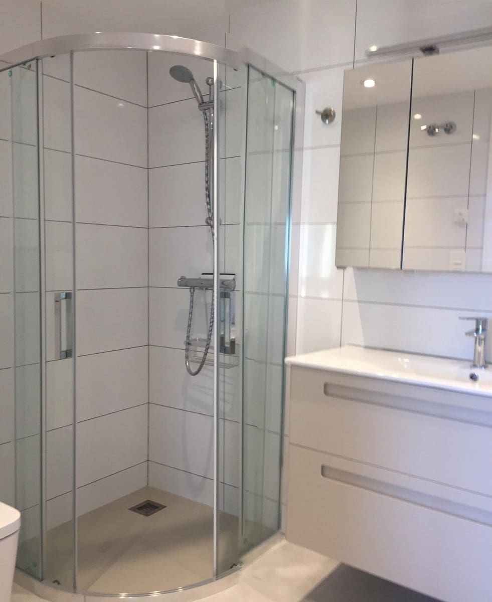 3 slaapkamer Strandappartement te koop in Albir met zwembad garage - € 524.900 (Ref: 10047320)