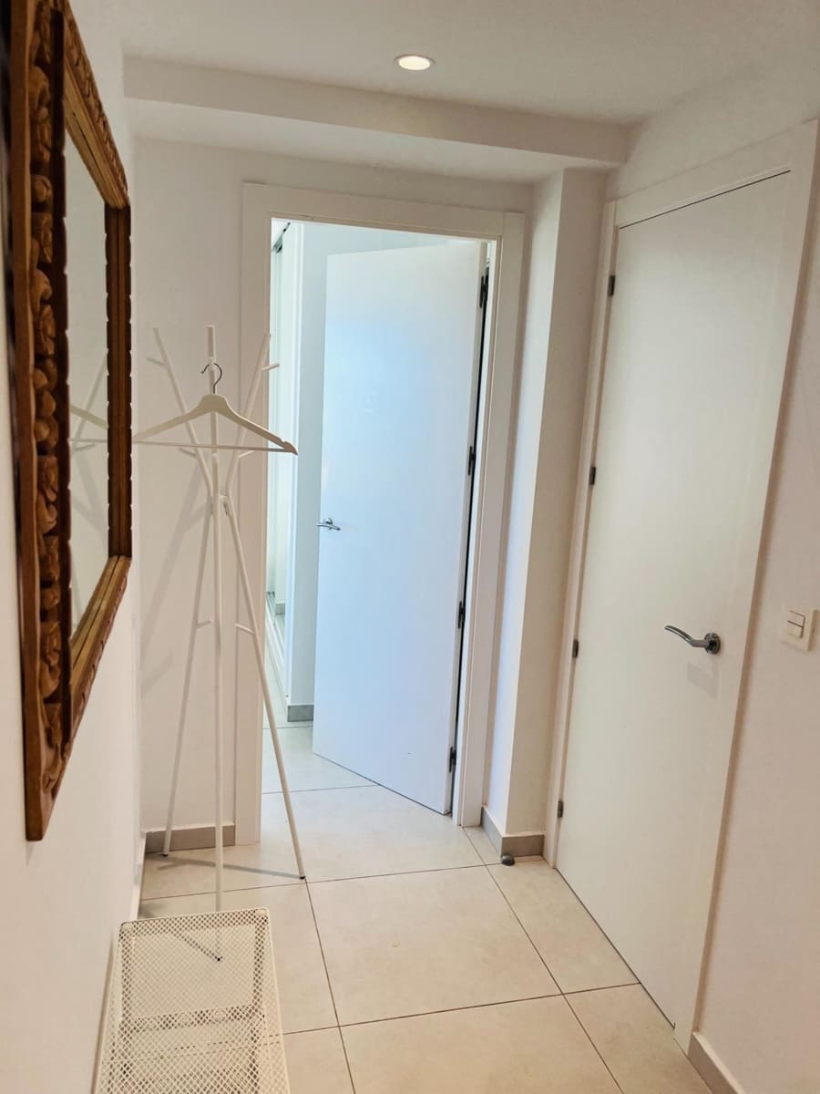 3 slaapkamer Strandappartement te koop in Albir met zwembad garage - € 524.900 (Ref: 10047320)