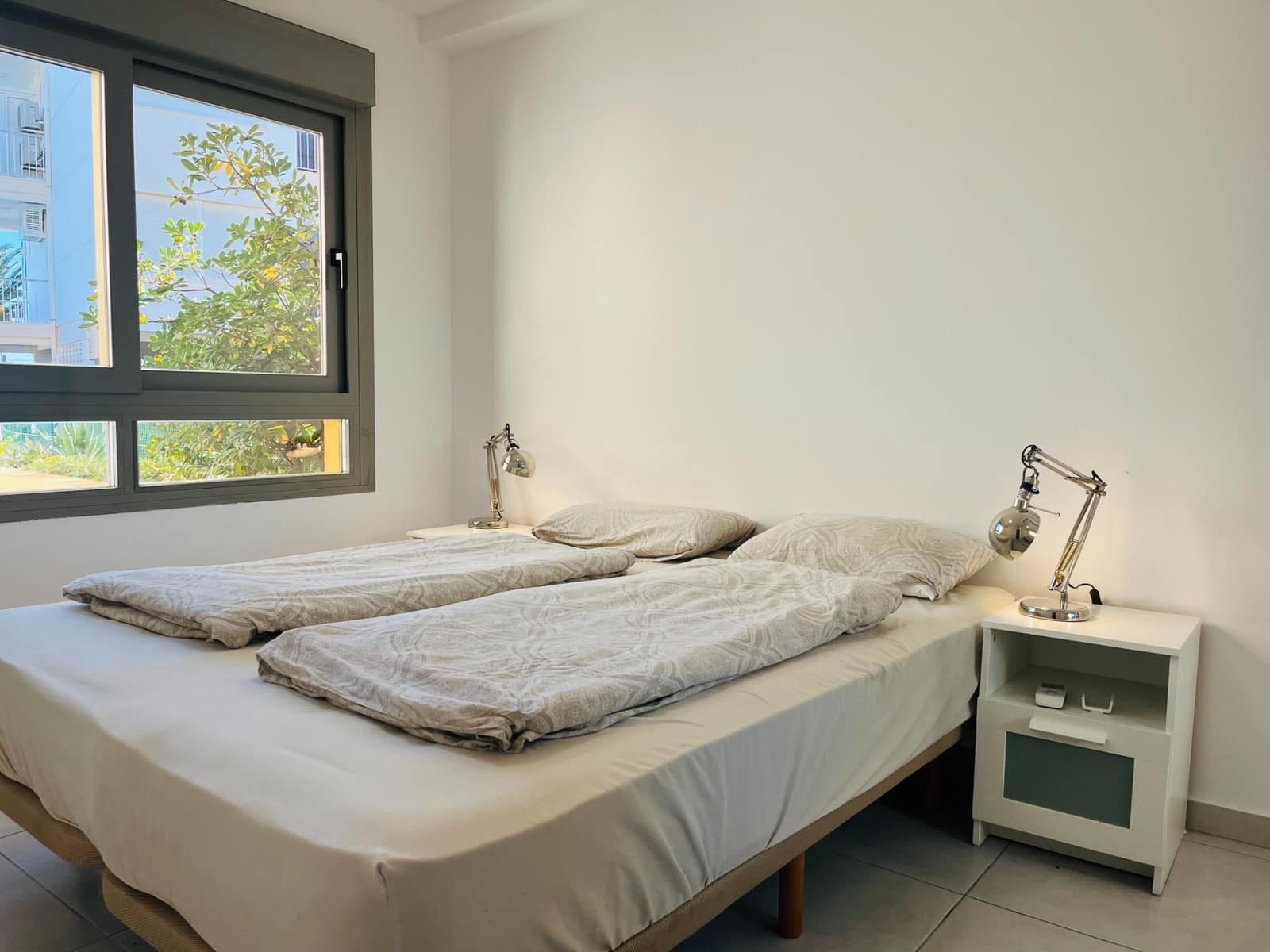 3 slaapkamer Strandappartement te koop in Albir met zwembad garage - € 524.900 (Ref: 10047320)