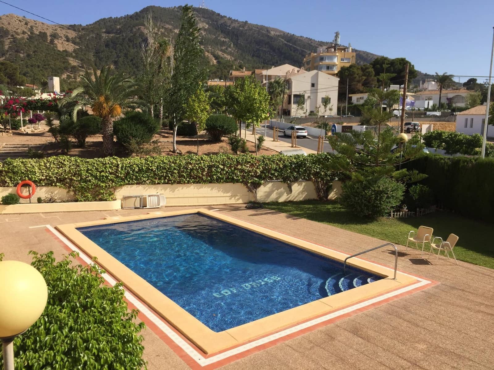 3 slaapkamer Strandappartement te koop in Albir met zwembad garage - € 524.900 (Ref: 10047320)