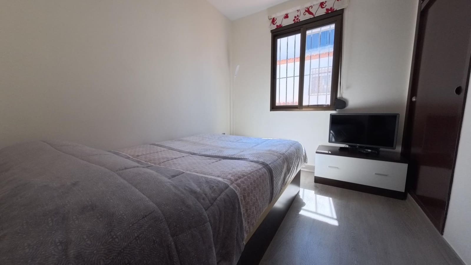 Bungalow de 2 habitaciones en Albir en venta - 299.000 € (Ref: 10049265)