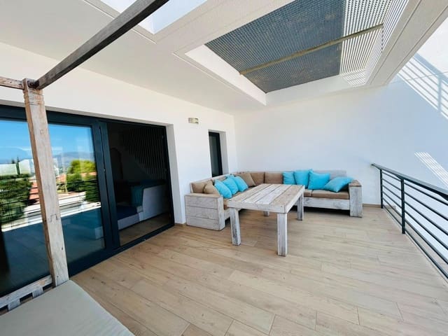 3 makuuhuone Rivitalo myytävänä paikassa Albir, Alfaz del Pi / L'Alfàs del Pi - 495 000 € (Ref: 10059477)