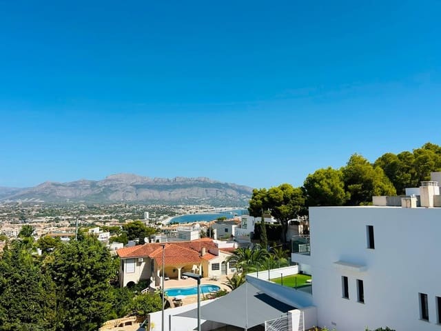 3 makuuhuone Rivitalo myytävänä paikassa Albir, Alfaz del Pi / L'Alfàs del Pi - 495 000 € (Ref: 10059477)