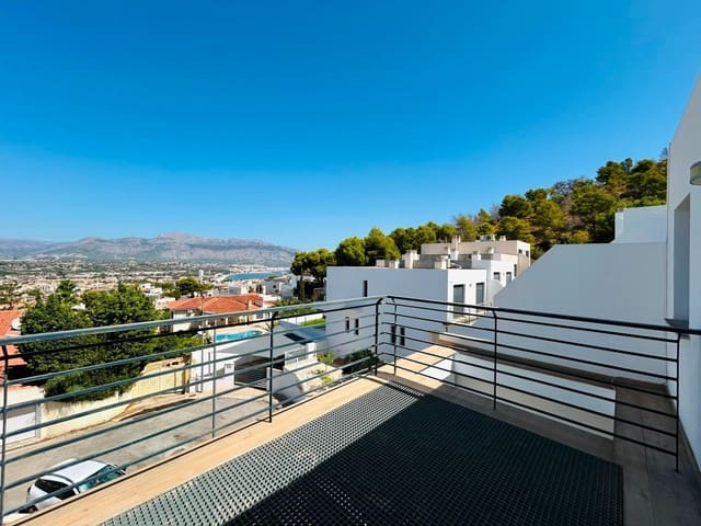 3 makuuhuone Rivitalo myytävänä paikassa Albir, Alfaz del Pi / L'Alfàs del Pi - 495 000 € (Ref: 10059477)