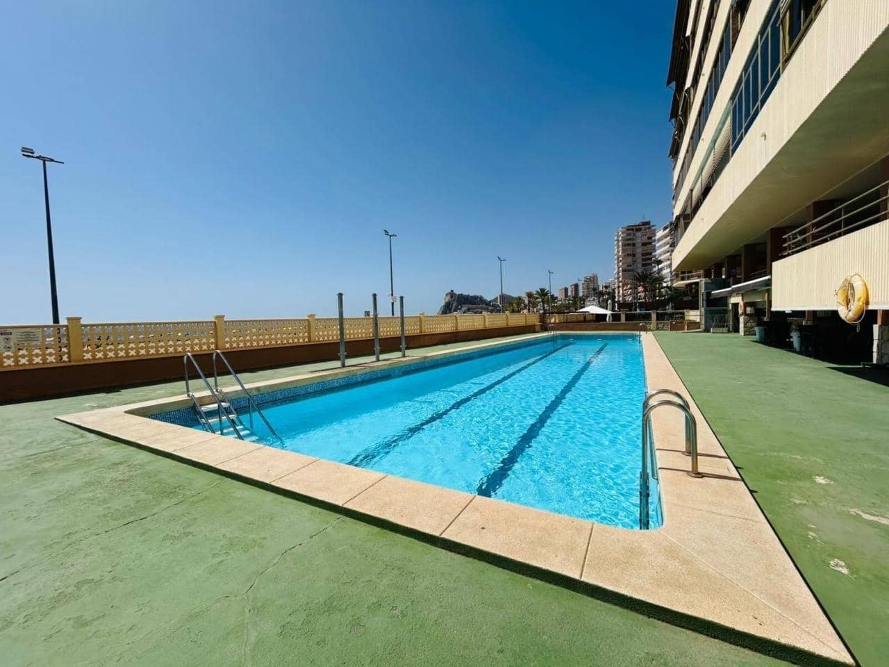 4 soveværelse Lejlighed til salg i Benidorm med swimmingpool garage - € 780.000 (Ref: 10059478)
