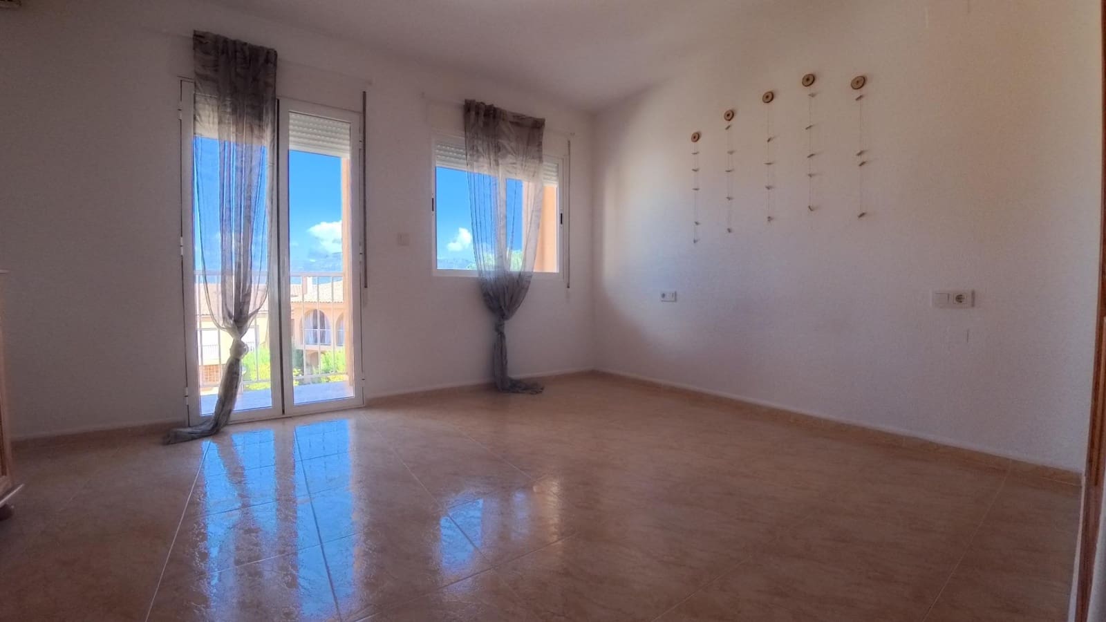2 Zimmer Reihenhaus zu verkaufen in Albir mit Pool Garage - 355.000 € (Ref: 10067930)