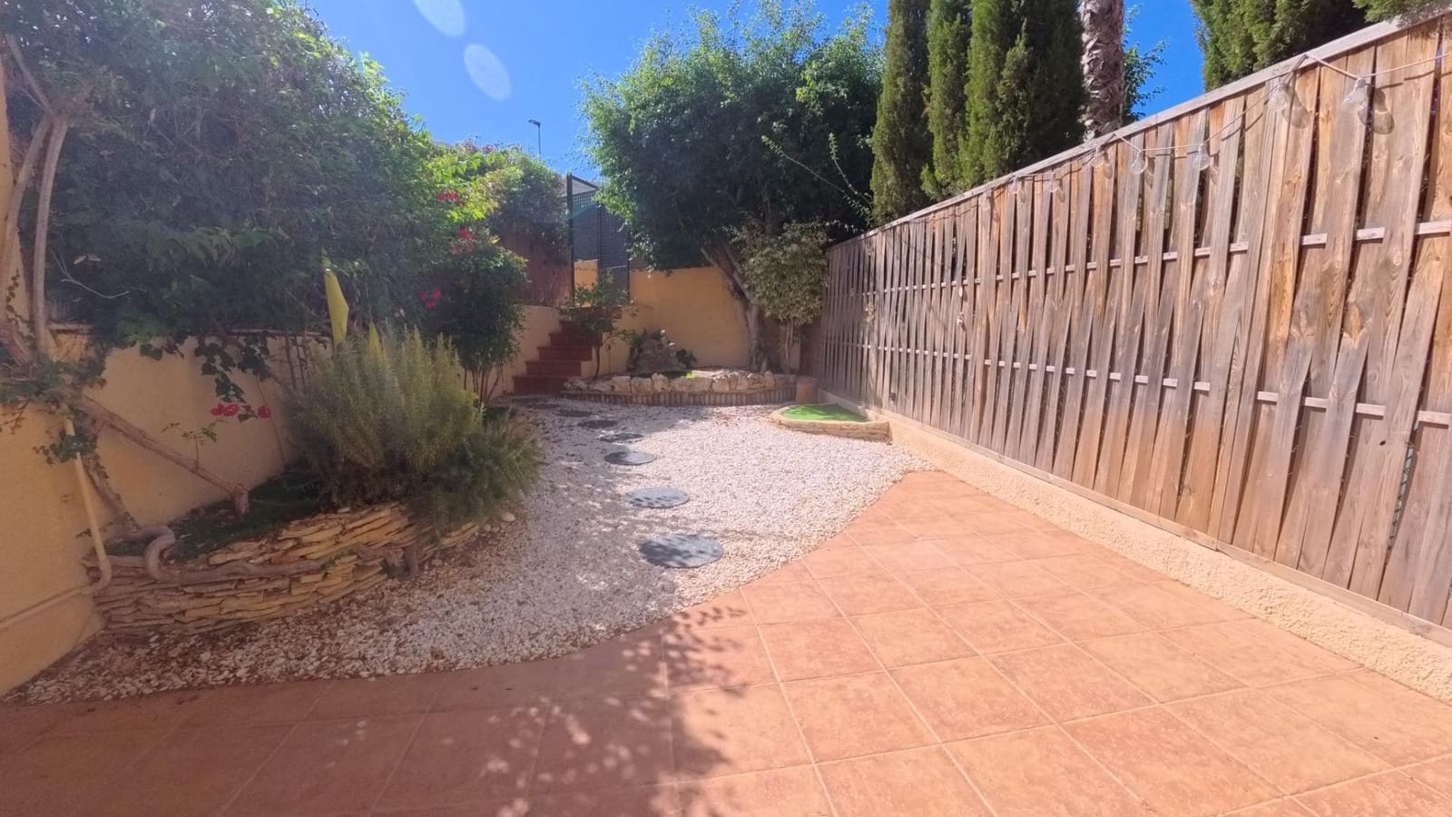 2 Zimmer Reihenhaus zu verkaufen in Albir mit Pool Garage - 355.000 € (Ref: 10067930)