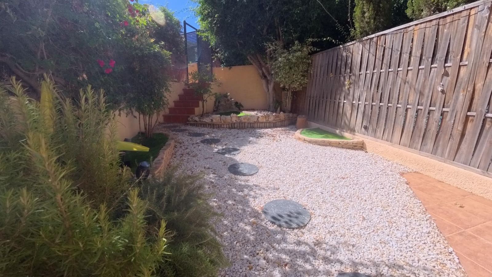 2 Zimmer Reihenhaus zu verkaufen in Albir mit Pool Garage - 355.000 € (Ref: 10067930)