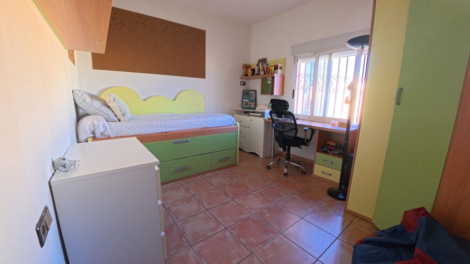 5 Zimmer Villa zu verkaufen in Albir mit Pool Garage - 635.000 € (Ref: 10094632)