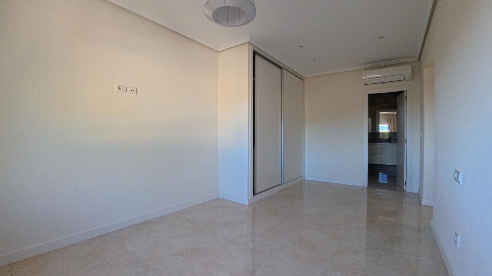 4 camera da letto Villetta Bifamiliare in vendita in Albir con piscina garage - 670.000 € (Rif: 10098407)
