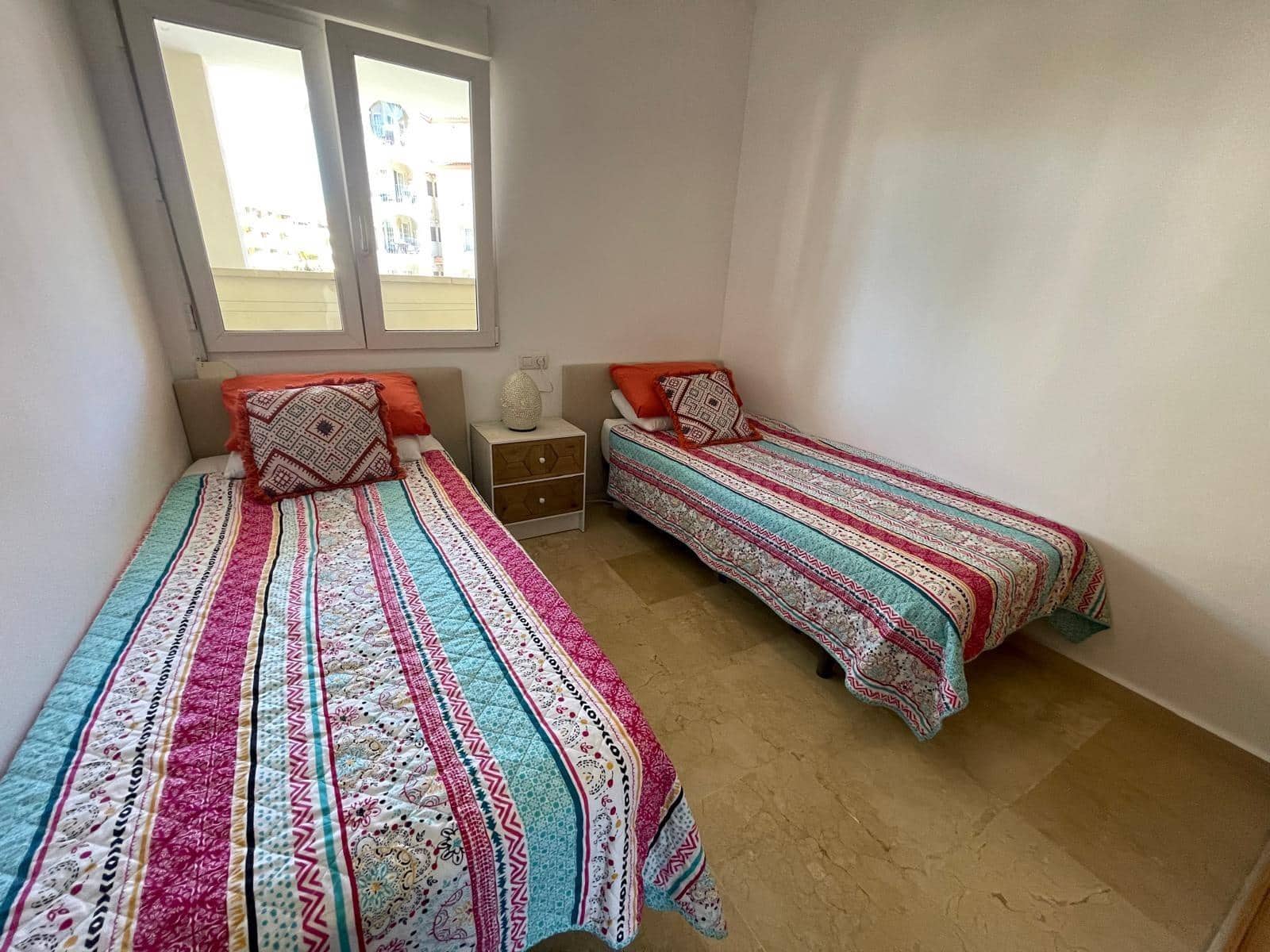 2 soverom Leilighet til salgs i Albir med svømmebasseng garasje - € 365 000 (Ref: 10100440)