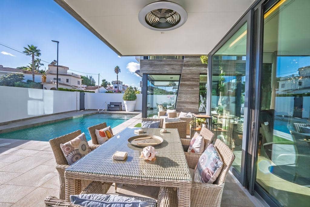 4 slaapkamer Villa te koop in Albir met zwembad garage - € 1.495.000 (Ref: 10102612)