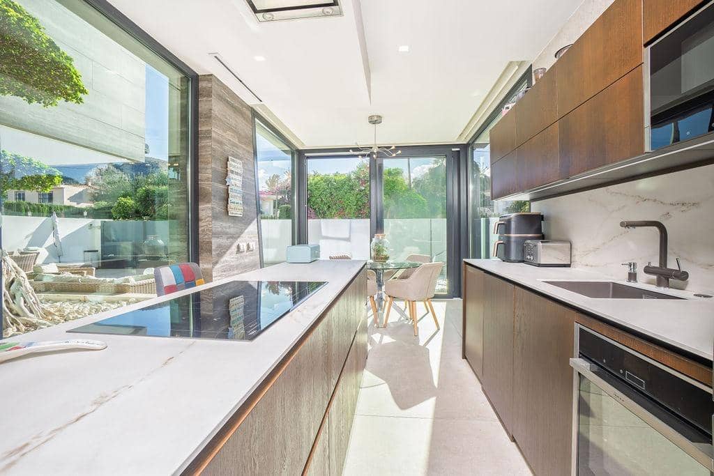4 slaapkamer Villa te koop in Albir met zwembad garage - € 1.495.000 (Ref: 10102612)
