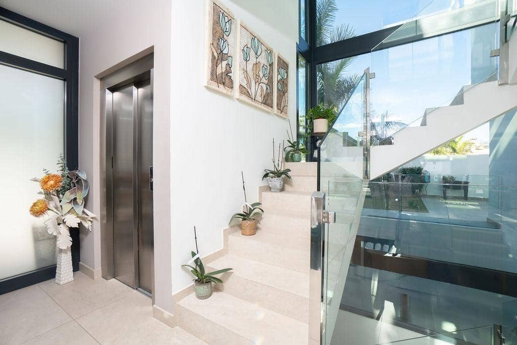 4 slaapkamer Villa te koop in Albir met zwembad garage - € 1.495.000 (Ref: 10102612)