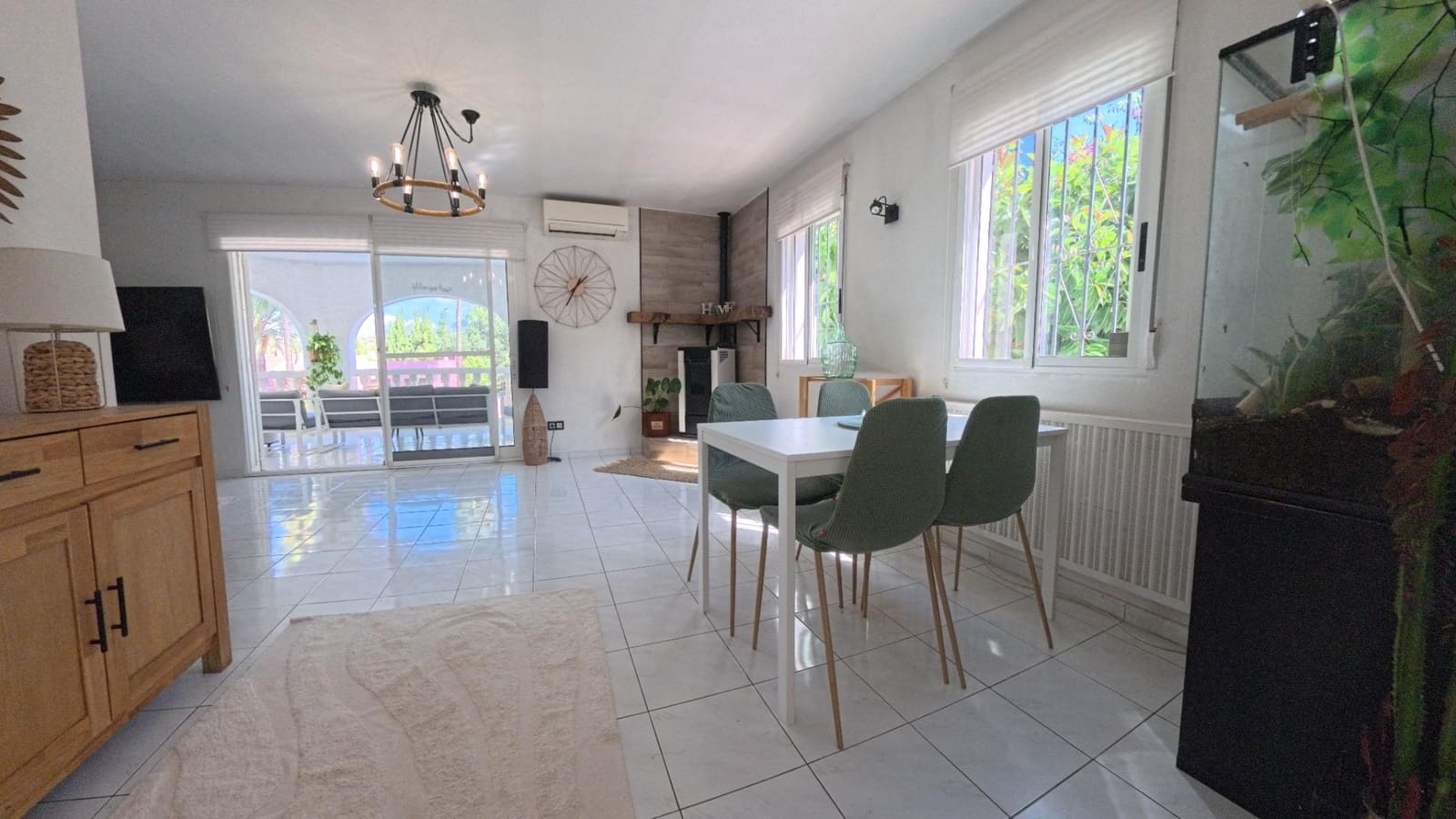 4 sypialnia Willa na sprzedaż w Alfaz del Pi / L'Alfas del Pi z basenem garażem - 525 000 € (Ref: 10131987)