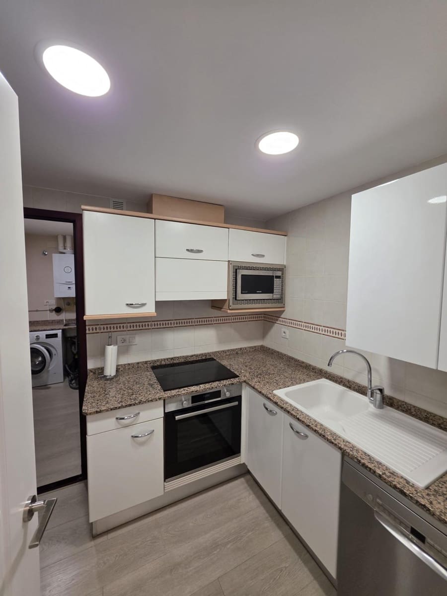 2 bedroom Apartment for rent in Albir with pool garage - € 1,650 (Ref: 10139724)
