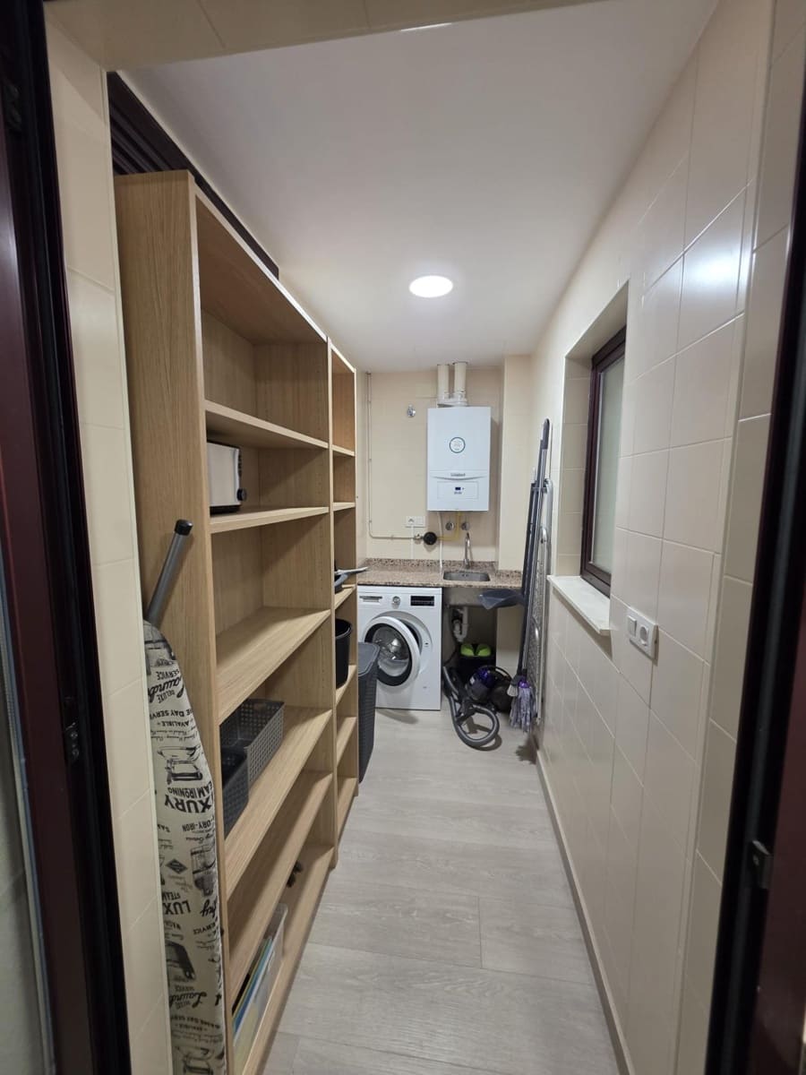2 bedroom Apartment for rent in Albir with pool garage - € 1,650 (Ref: 10139724)