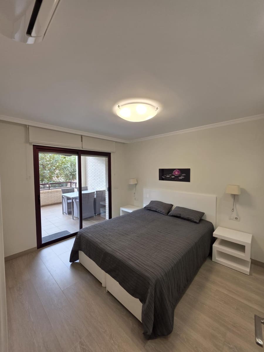 2 bedroom Apartment for rent in Albir with pool garage - € 1,650 (Ref: 10139724)