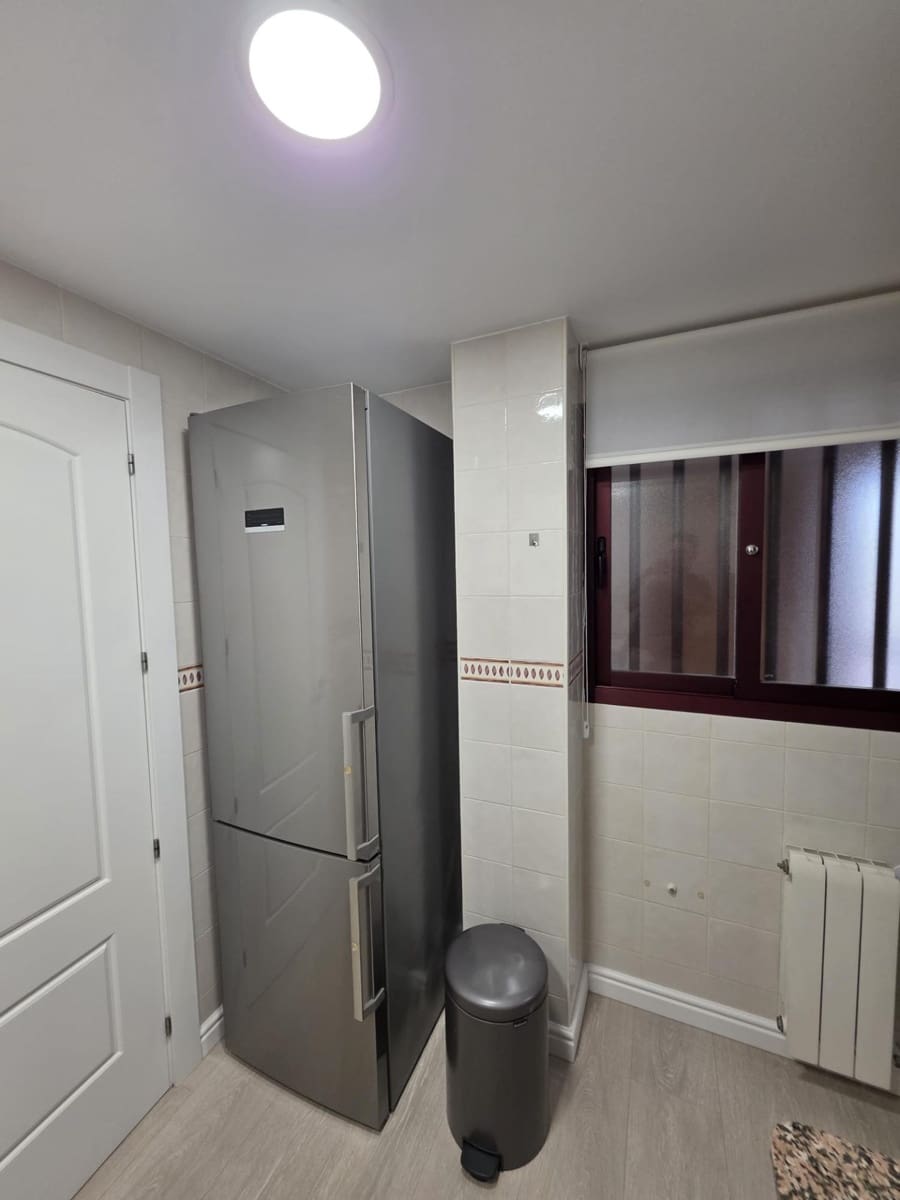 2 bedroom Apartment for rent in Albir with pool garage - € 1,650 (Ref: 10139724)
