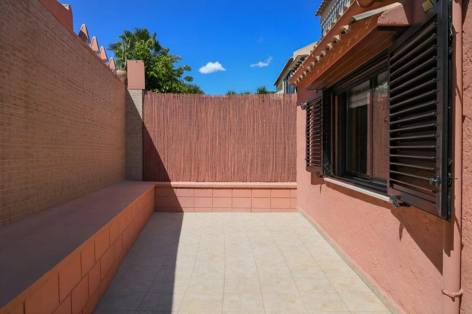 4 Zimmer Reihenhaus zu verkaufen in Albir mit Pool Garage - 439.000 € (Ref: 10165039)
