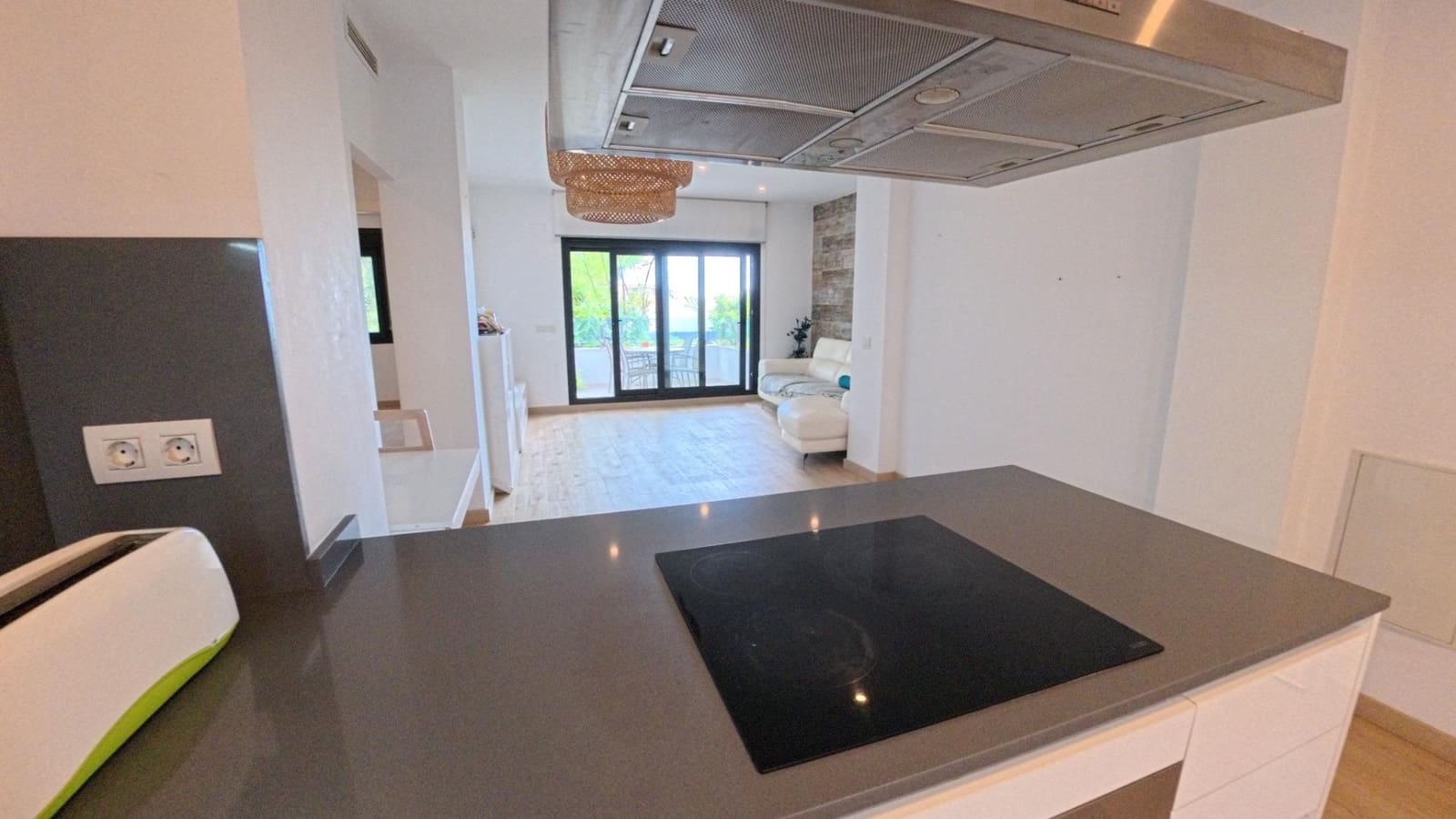 3 soveværelse Lejlighed til salg i Polop med swimmingpool garage - € 349.000 (Ref: 10168732)