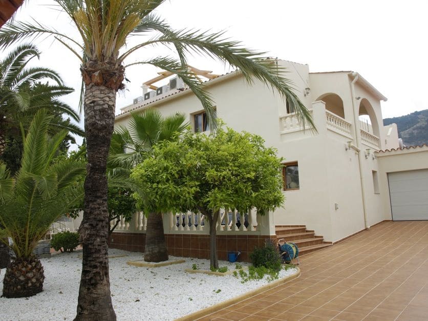 4 slaapkamer Villa te koop in Albir met zwembad garage - € 1.250.000 (Ref: 8059405)