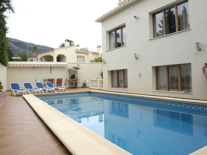 4 slaapkamer Villa te koop in Albir met zwembad garage - € 1.250.000 (Ref: 8059405)