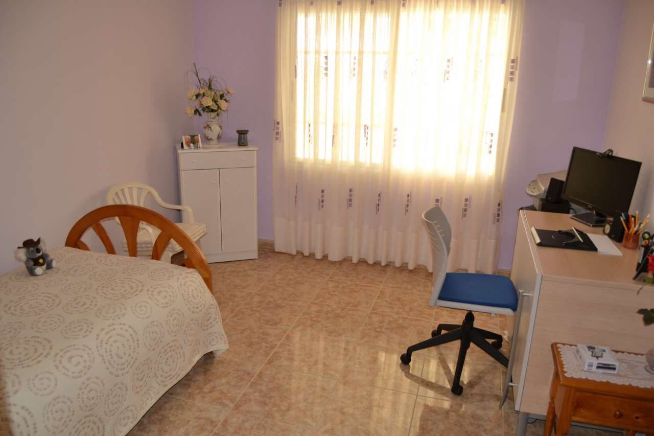 4 Zimmer Villa zu verkaufen in La Nucia mit Garage - 579.000 € (Ref: 8059410)