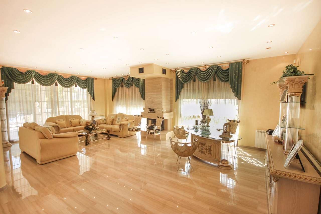 5 soverom Villa til salgs i Benidorm med svømmebasseng garasje - € 1 250 000 (Ref: 8059432)