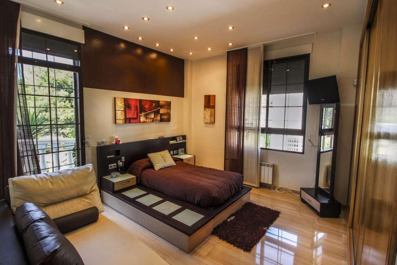 5 soverom Villa til salgs i Benidorm med svømmebasseng garasje - € 1 250 000 (Ref: 8059432)