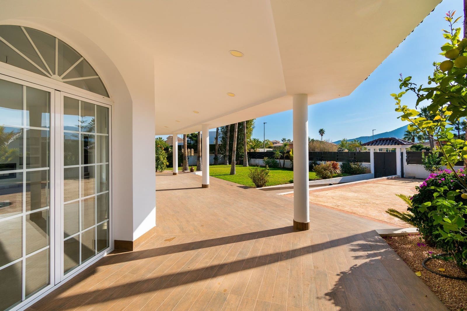 6 camera da letto Villa in vendita in Alfaz del Pi / L'Alfas del Pi con piscina garage - 1.600.000 € (Rif: 8059433)