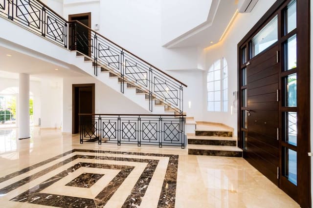6 chambre Villa/Maison à vendre à Alfaz del Pi / L'Alfàs del Pi avec piscine garage - 1 600 000 € (Ref: 8059433)